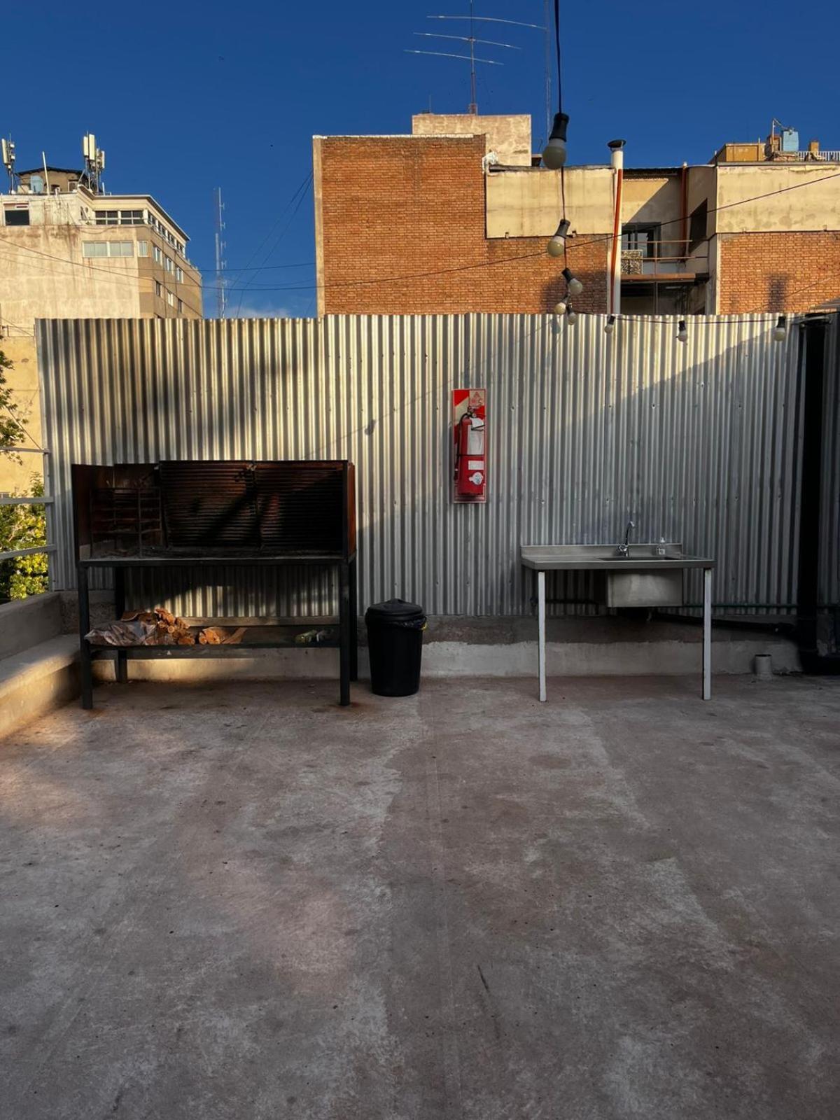 Sin Fin Hostel Mendoza Exterior foto
